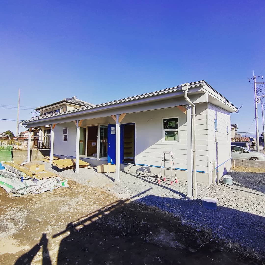 藤岡市のアメリカンフラットハウス。内装工事とキッチン設置工事でした。3月に内覧会予定です。